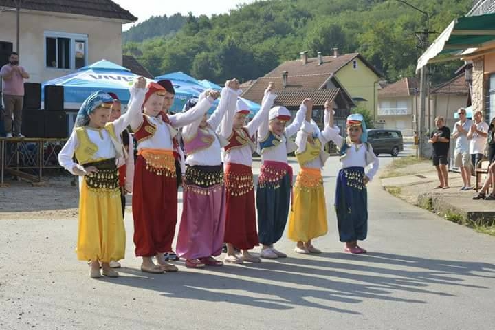 Pogledajte kako se narod ovog vikenda veselio u Kozluku (FOTO+VIDEO)