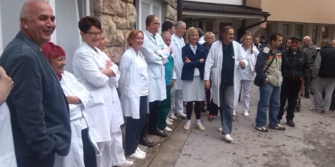 Zvornička bolnica: Ljekari idu na prijem kod Dodika