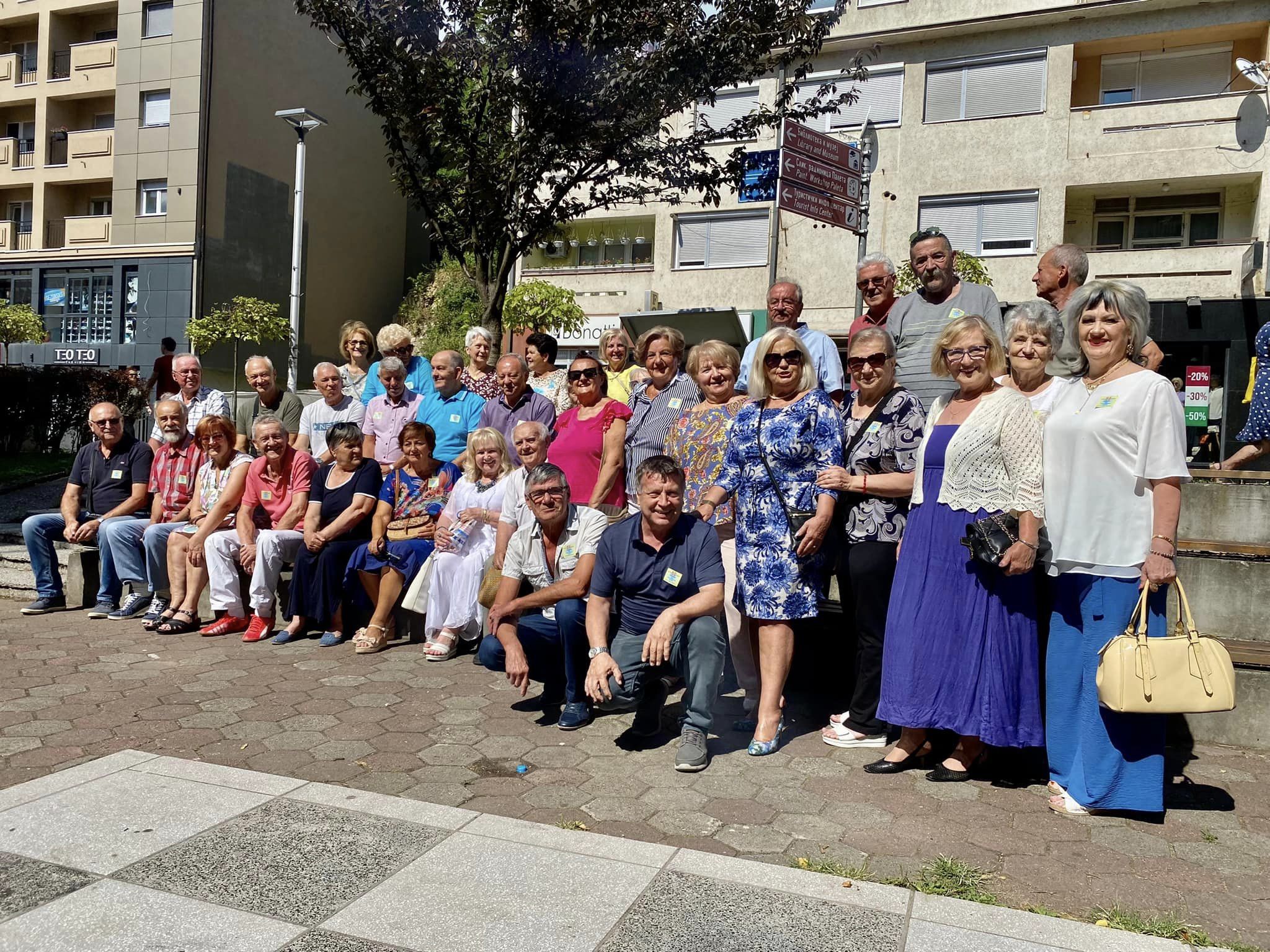 Generacija Zvorni Kih Srednjo Kolaca Iz G Danas Slavi Godina