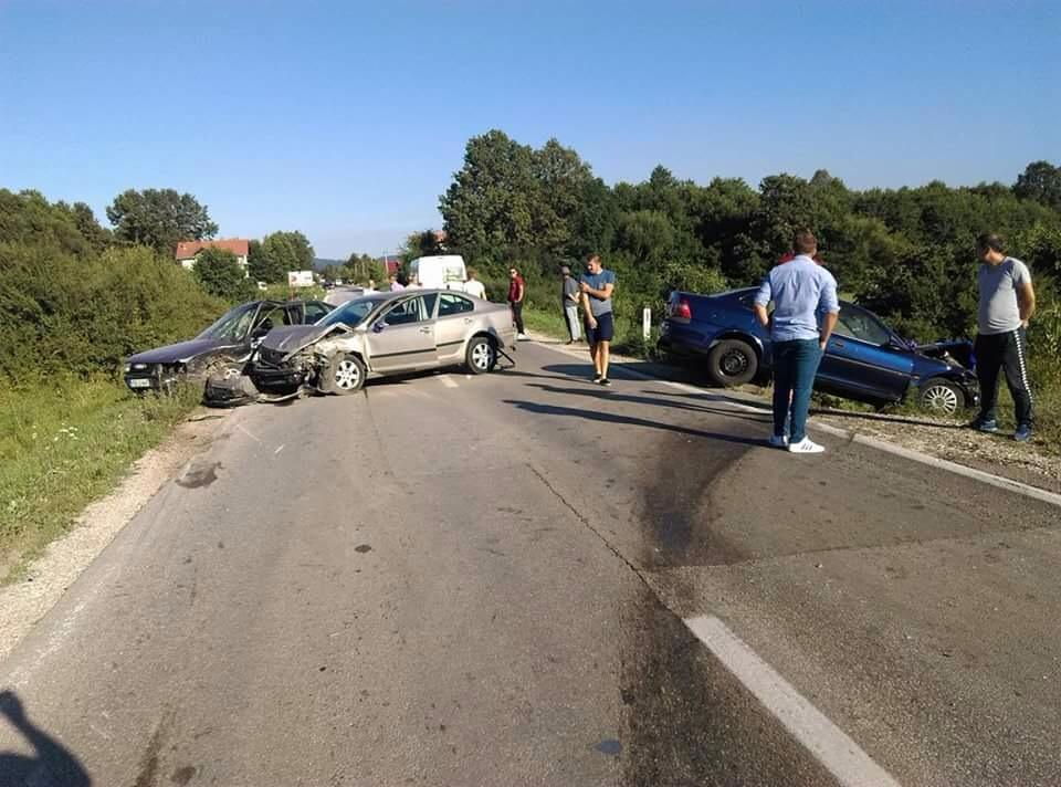 Udes u Memićima povrijeđeni mladići iz Križevića, Glumine i Osmaka (FOTO)