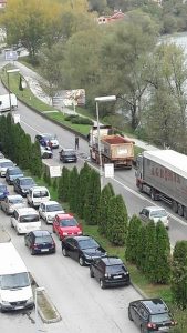 B-blokovi: Jedna osoba povrijeđena u sudaru kamiona i automobila