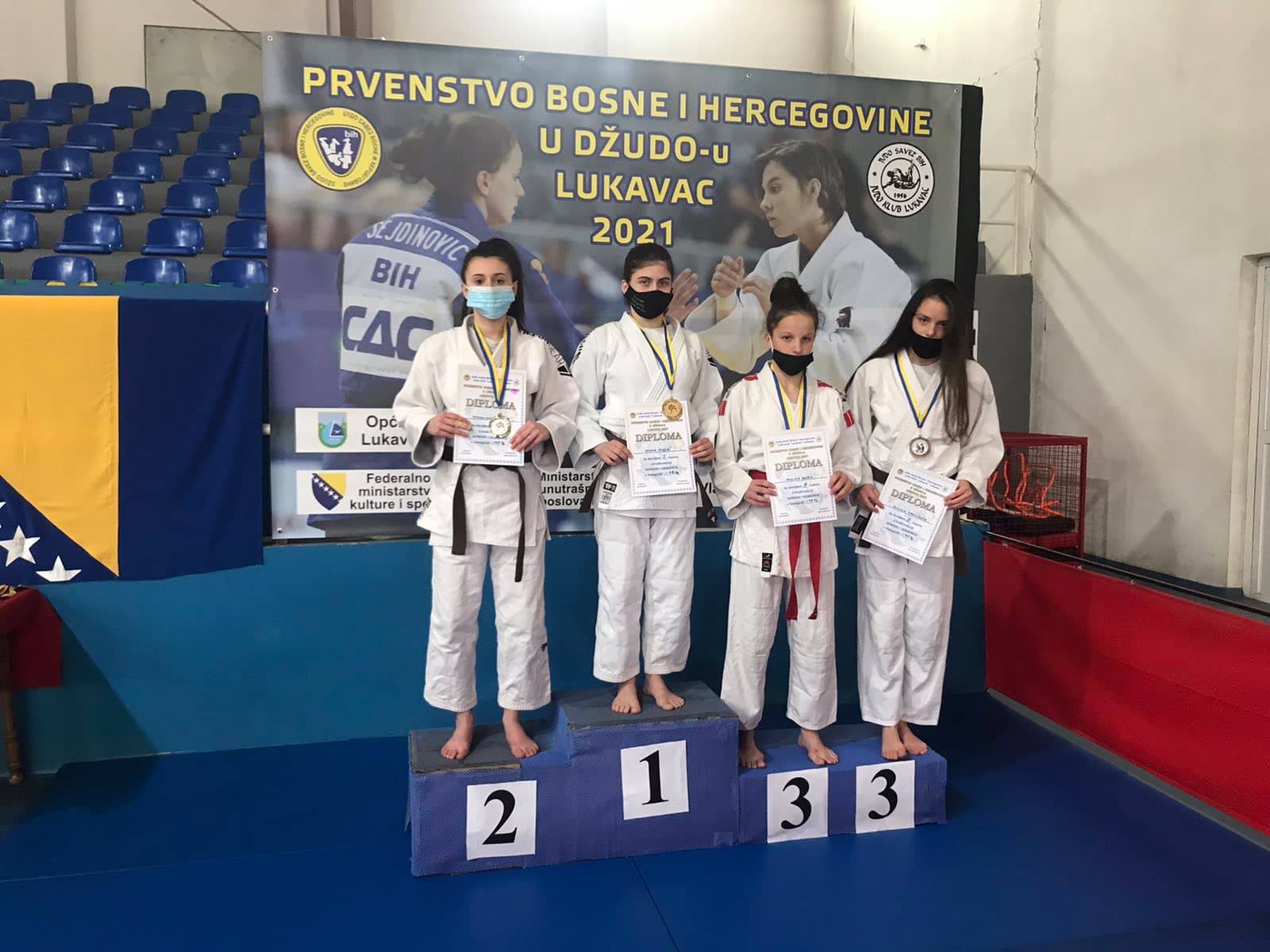 Nove medalje za Zvornik od zvorničkih "Sokolova" sa Prvenstva BiH u džudou (FOTO)