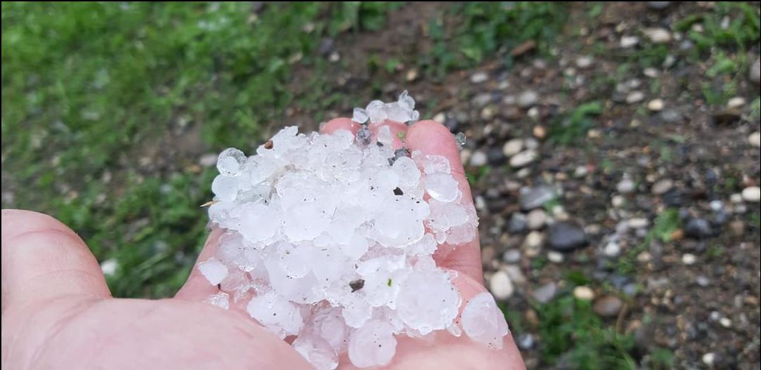 Led i grad pogodili naselja u dolini Sapne, oštećeni usjevi u Đulićima, Kučić Kuli, Ceru i Čelopeku (FOTO)