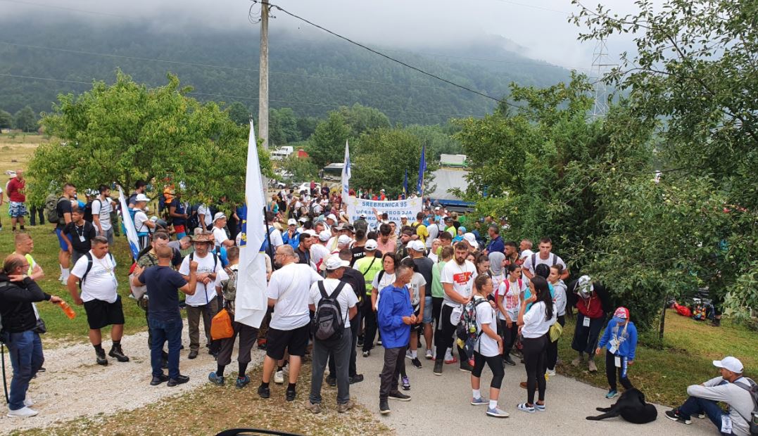 Krenula posljednja etapa Marša mira, koloni se pridružili premijer Novalić i ministar Ramić (FOTO)