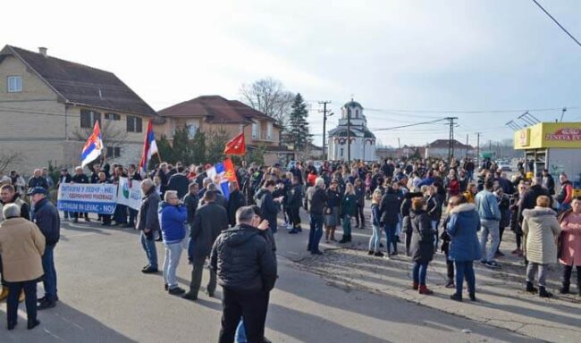Blokada saobraćaja na putu Loznica-Valjevo, protesti protiv kompanije "Rio Tinto"