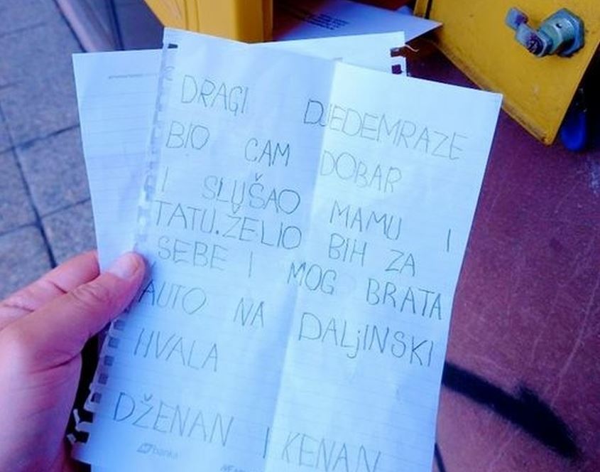 Poštar Ismet Jašarević ispunio želje dječacima Dženanu i Kenanu koji su pismo Deda Mrazu ubacili u poštansko sanduče (FOTO)