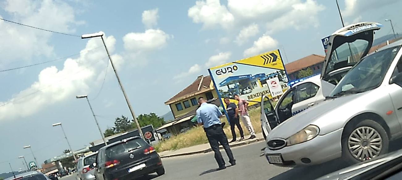 Danas sudar kod graničnog prelaza u Karakaju (FOTO)