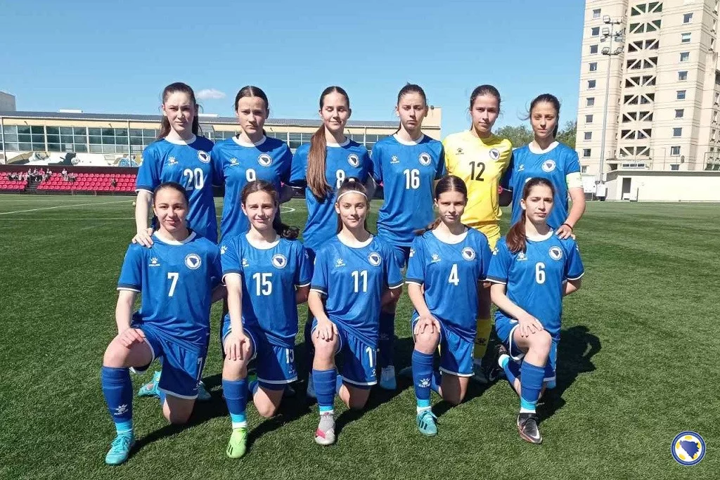 Zvorničanke prevodile fudbalsku U-16 reprezentaciju BiH u pobjedi nad Estonijom, Irina Erkić i Bogdana Milićević ponos grada