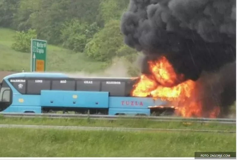 Na autocesti u Hrvatskoj zapalio se autobus iz Tuzle (VIDEO)
