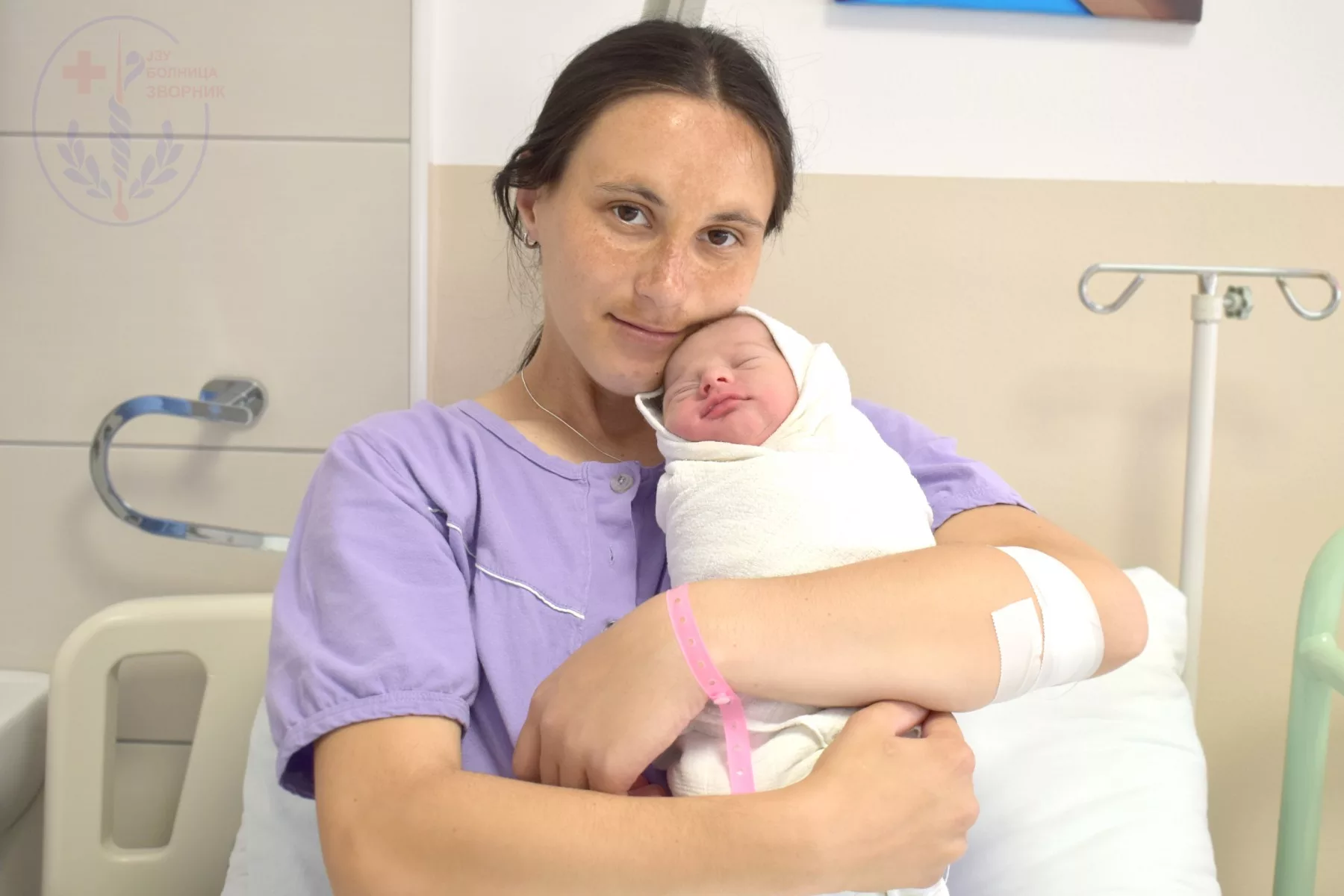 Pet beba ovog jutra u zvorničkom porodilištu (FOTO)