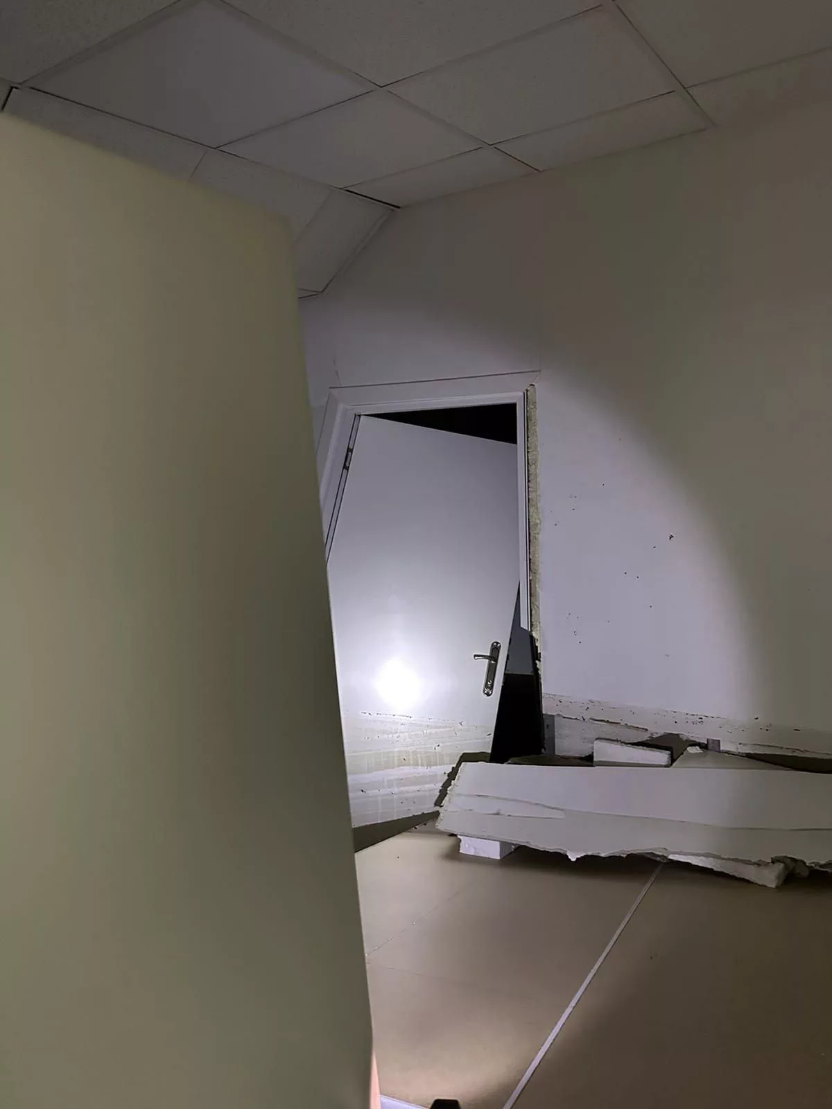 Katastrofa u Loznici, vodena bujica prodrla u bolnicu i uništila CT skener (FOTO)