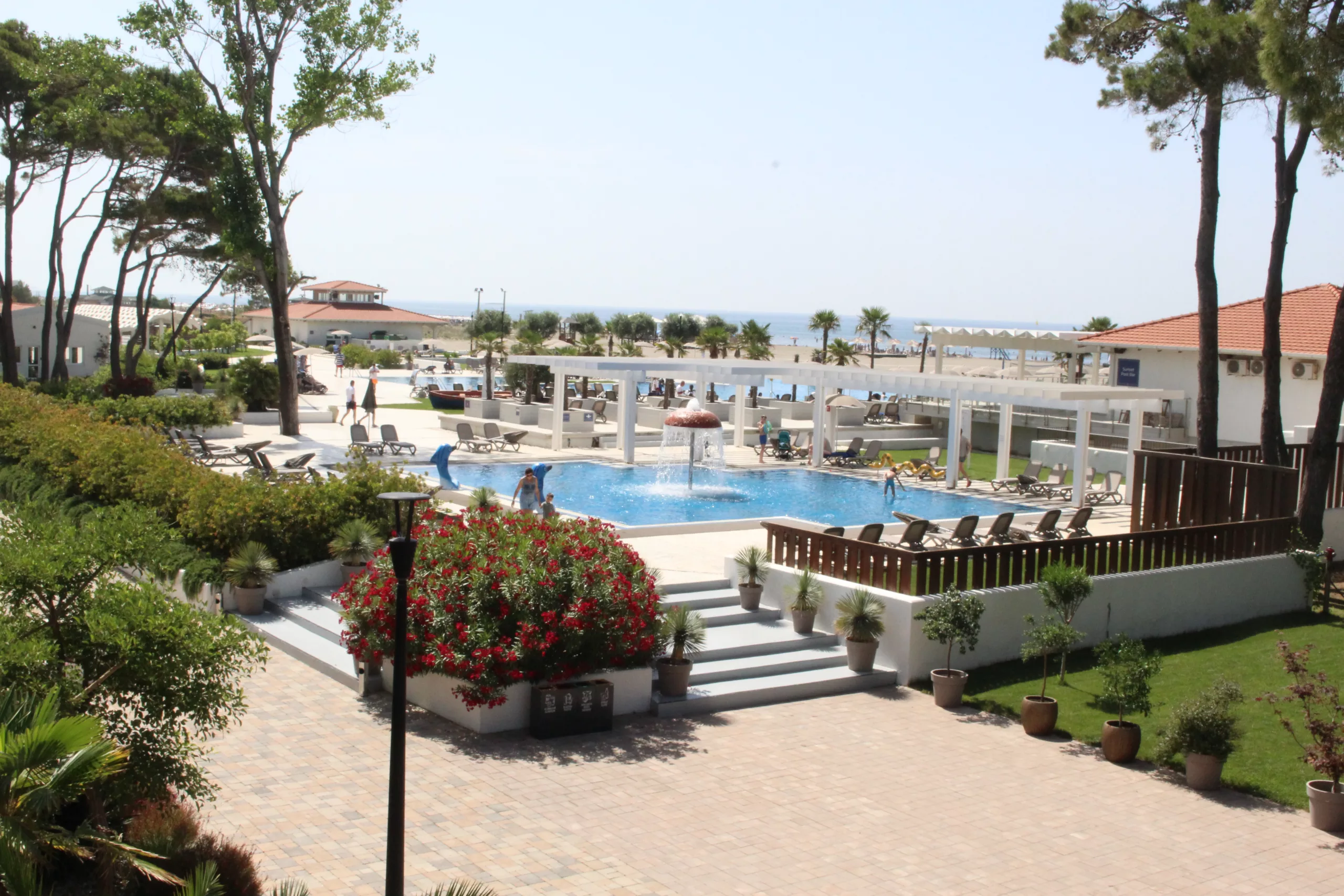 IZBOR LJETNJEG ODMORA ZA PRAVE HEDONISTE: Azul Beach Resort Montenegro by Karisma (FOTO+VIDEO)