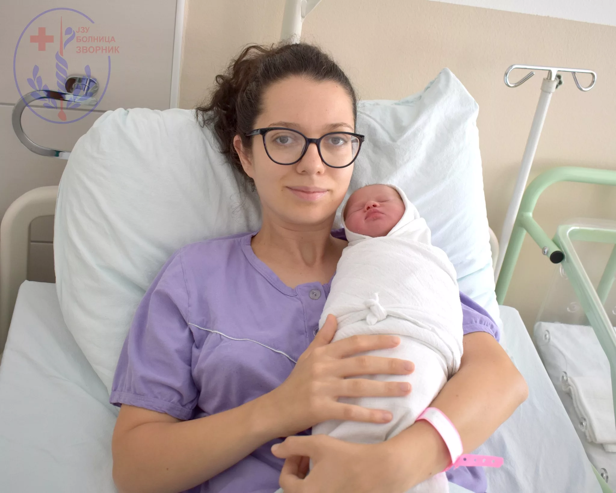 Zvorničko porodilište za dva dana dočekalo šest beba (FOTO)