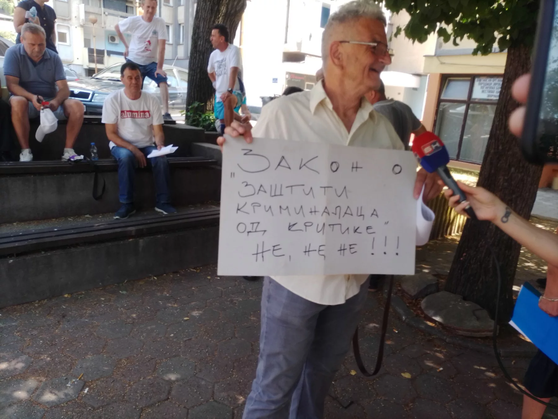 Novinari regije Birač ustali za slobodu govora i pozvali političare iz regije da ne glasaju za Zakon o kriminalizaciji klevete (VIDEO)