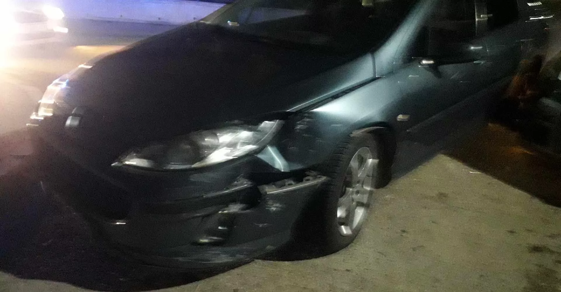 Jedno lice završilo na UKC Tuzla nakon sudara u naselju Šeher, isto lice kasnije dobilo i kaznu (FOTO)