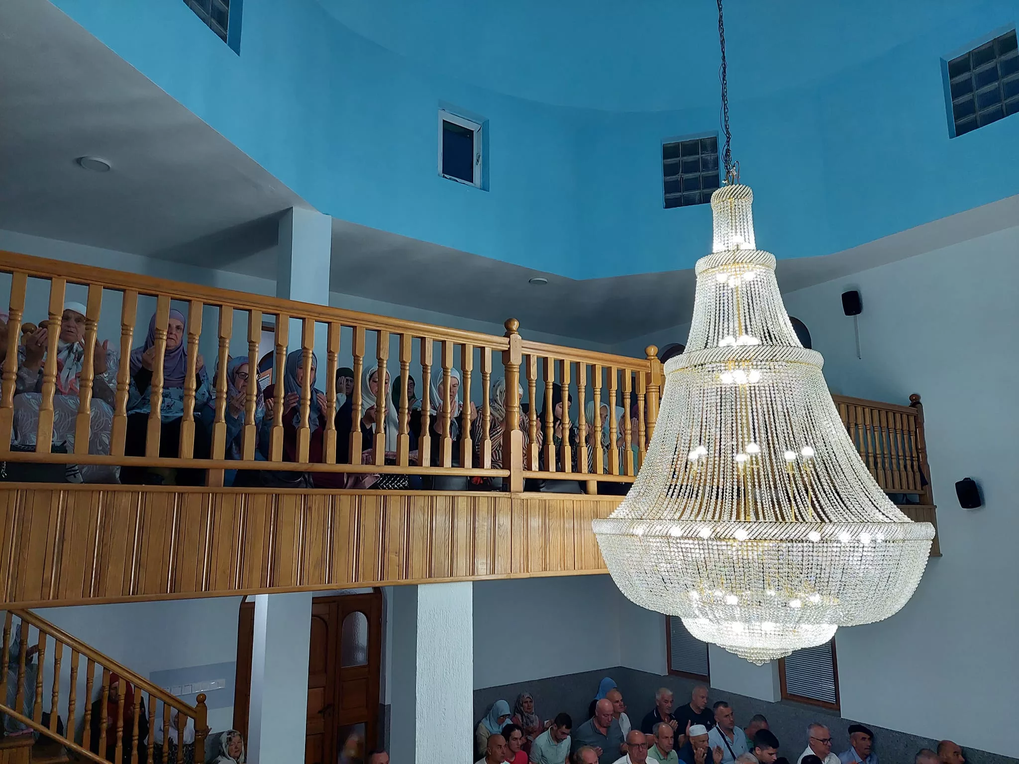 Džamija u Tršiću ispunjena do posljednjeg mjesta na mevludskoj svečanosti, ove nedjelje svečano otvorenje (FOTO)