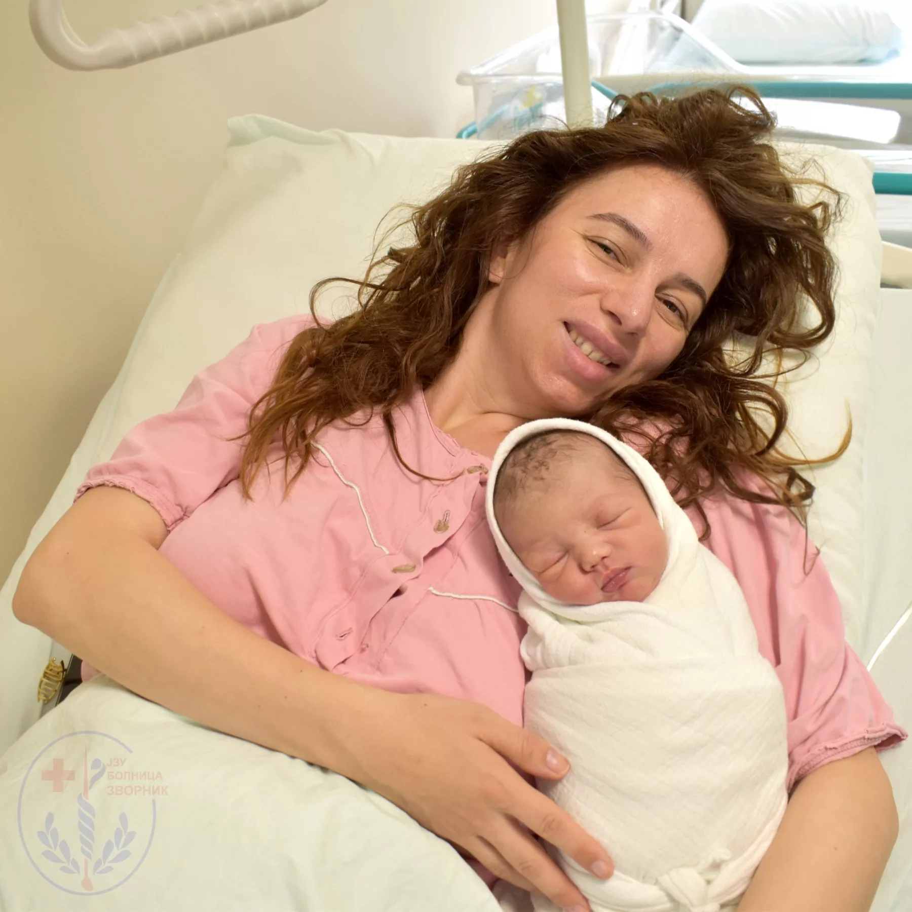 Ponovo četiri bebe u Zvorničkom u dva dana rođeno osam beba (FOTO)