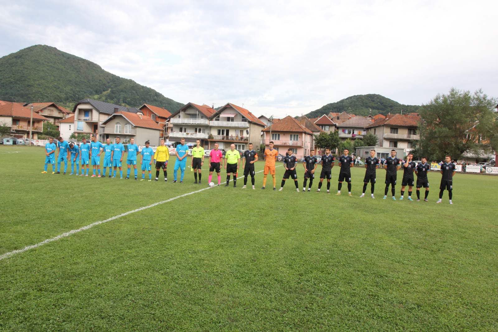 Tuzla City gostovao na Diviču, istinski praznik fudbala za stanovnike Diviča i Zvornika (FOTO)