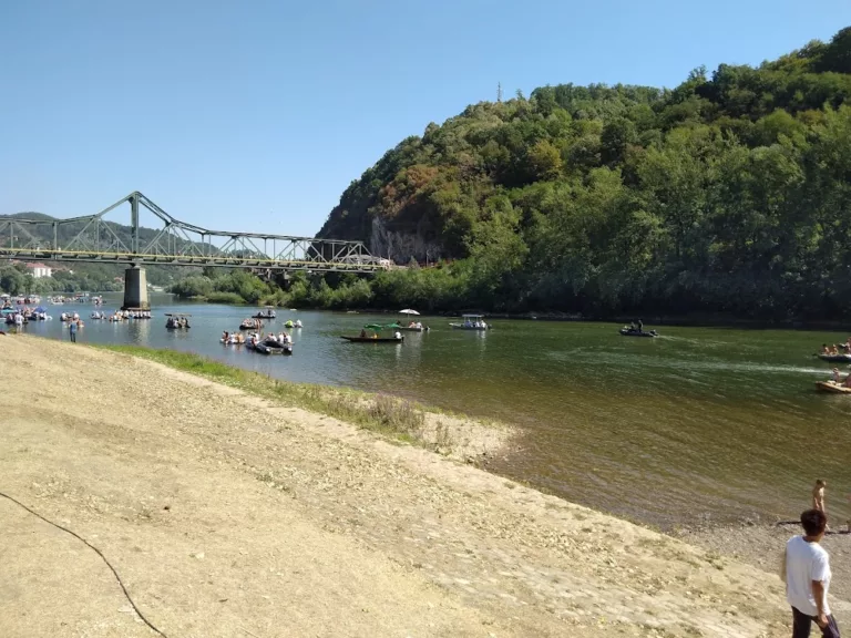 Sutra velika Eko regata na Drini: Sačuvati biser među evropskim rijekama