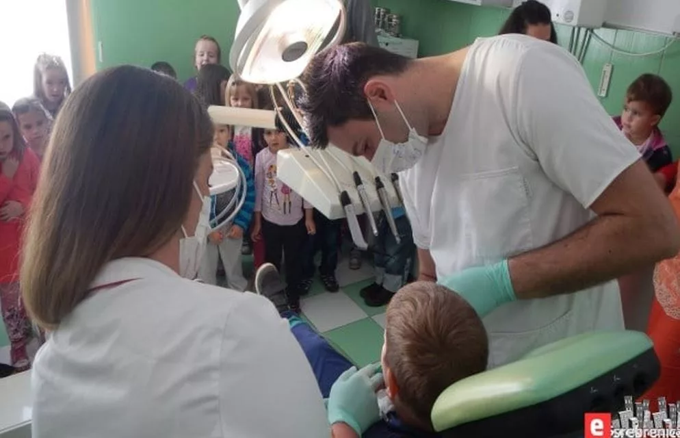 Doktor Matić iz Bratunca dobitnik Povelje Komore doktora stomatologa RS