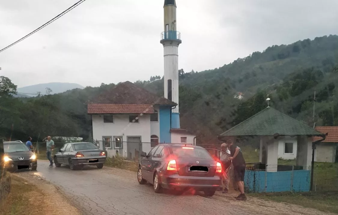 Gornja Kamenica kod Zvornika: Ponovo napad na Bošnjake, pretučen Senad Sejfić u blizini džamije (FOTO)