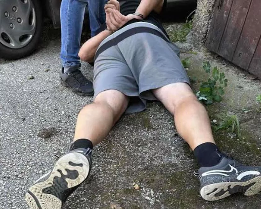 Operativna akcija zvorničke policije „Hors“, zaplijenjen heroin, jedno lice lišeno slobode u Zvorniku (FOTO)