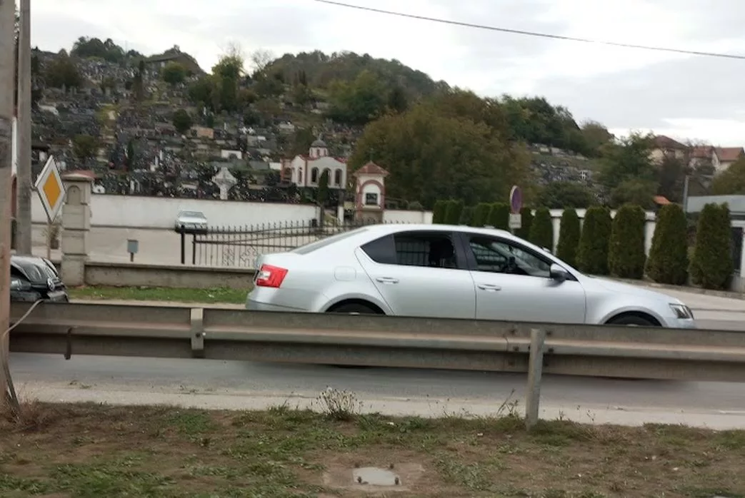Sudar kod skretanja za MGP Karakaj (FOTO)