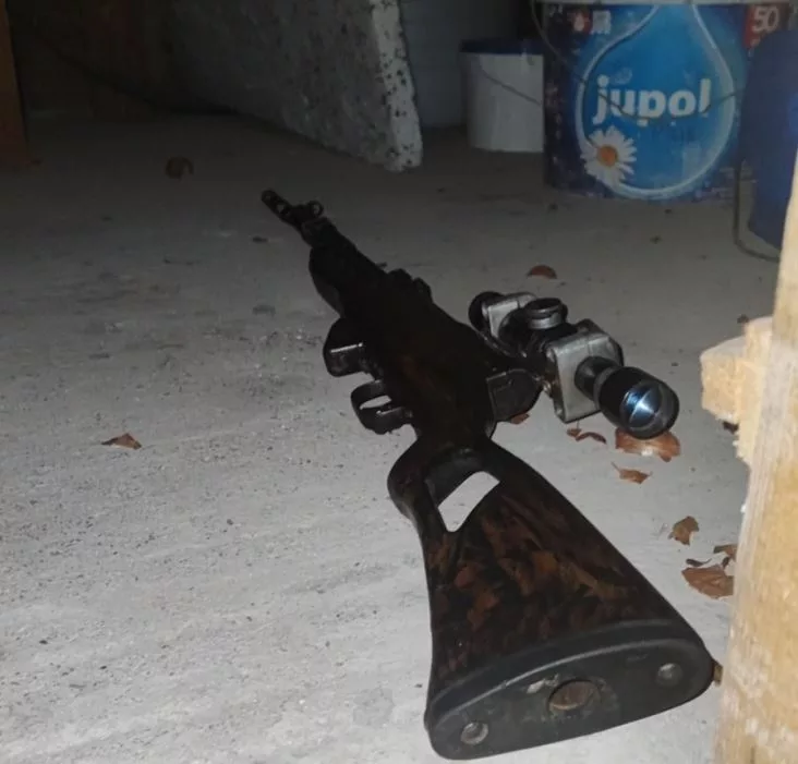 Napio se, pucao iz puške, policija ga uhapsila uz prijavu za dva krivična djela (FOTO)
