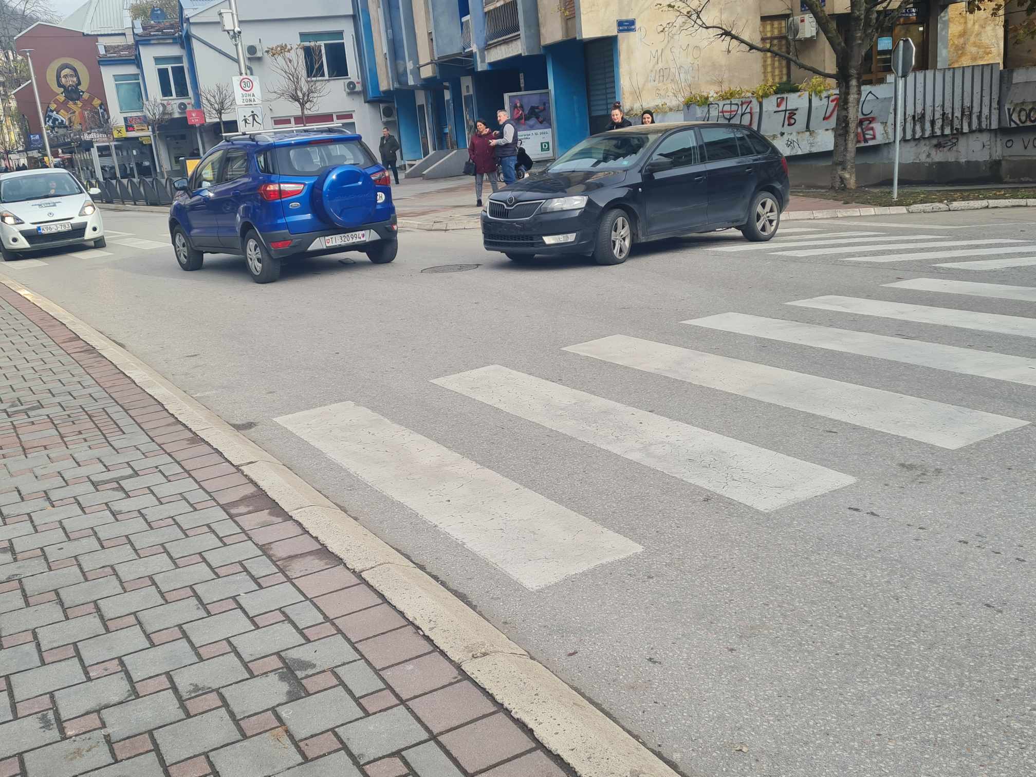 Sudar u centru Zvornika (FOTO)