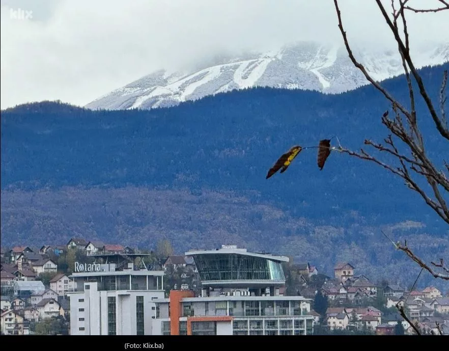 Pahulje na planinama oko Sarajeva, početak skijaške sezone u najavi