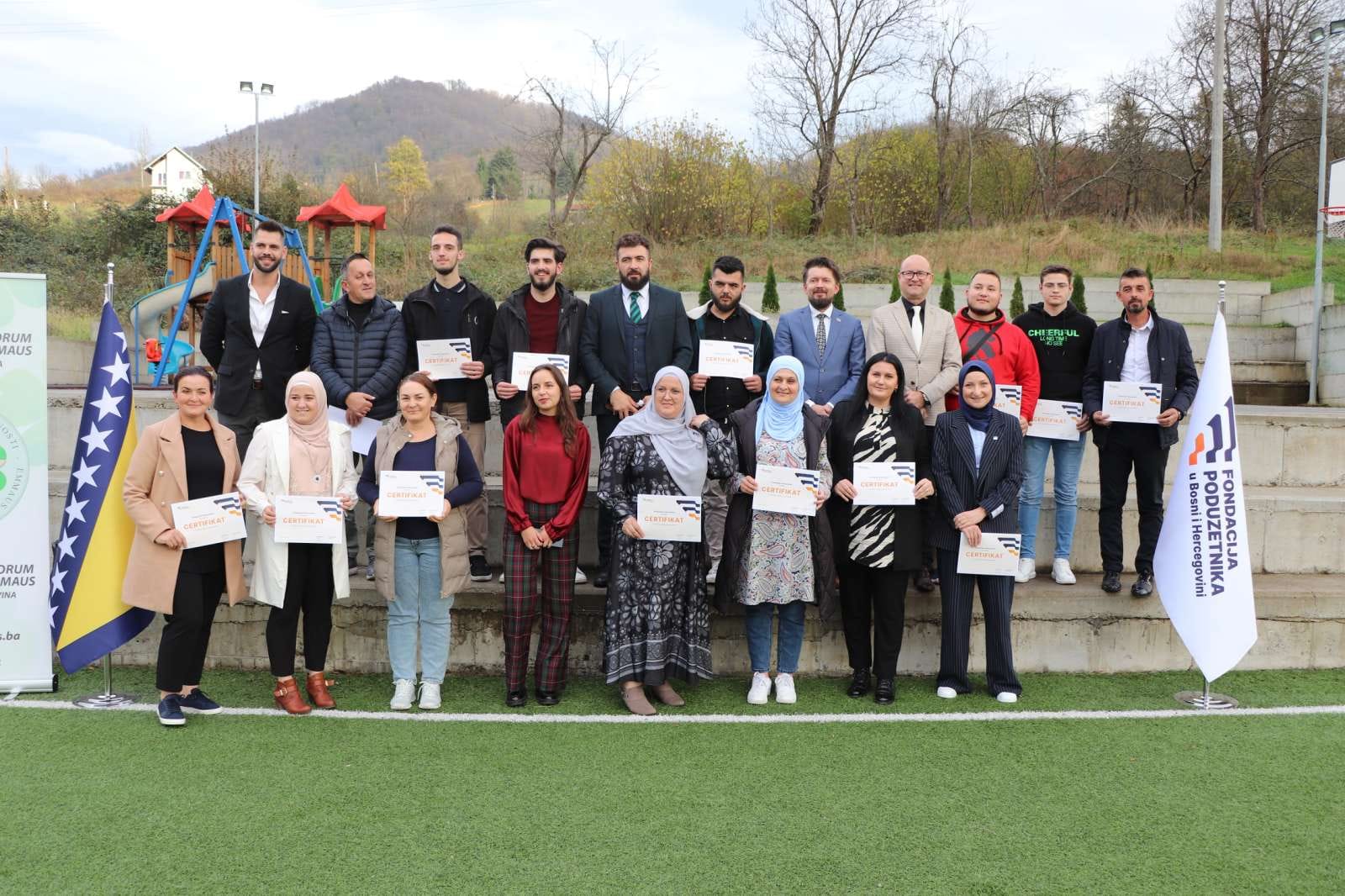 Proteklog vikenda organizovana "Škola poduzetništva za mlade" u Srebrenici (FOTO)