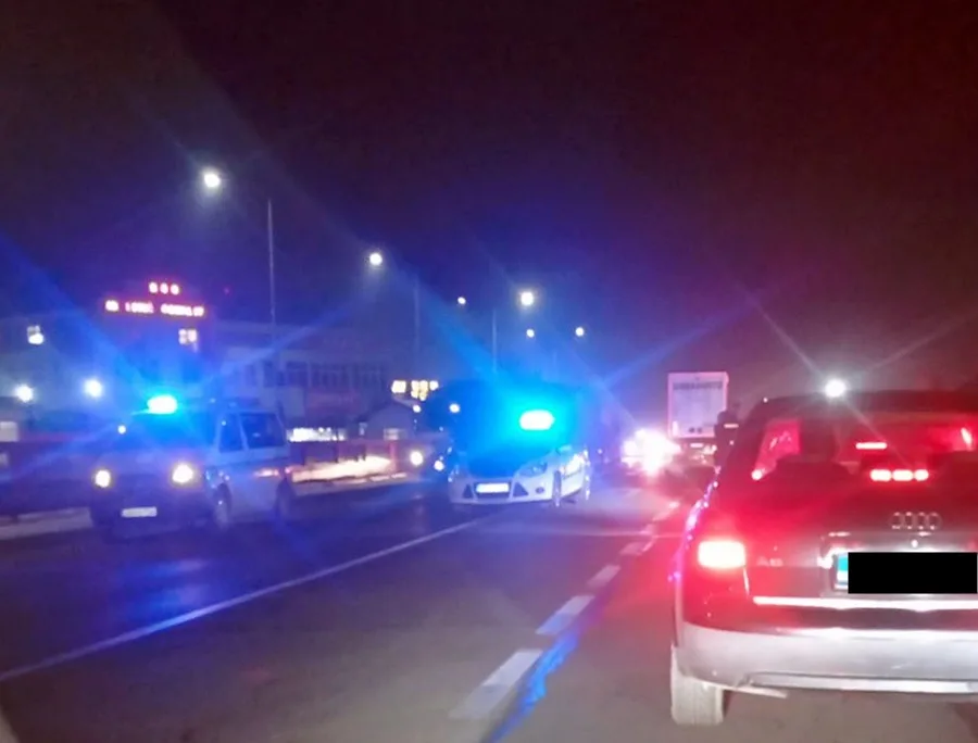 Vozač kamiona smrtno stradao kada je izašao iz svog vozila ispred carinskog terminala kod Bijeljine (FOTO)