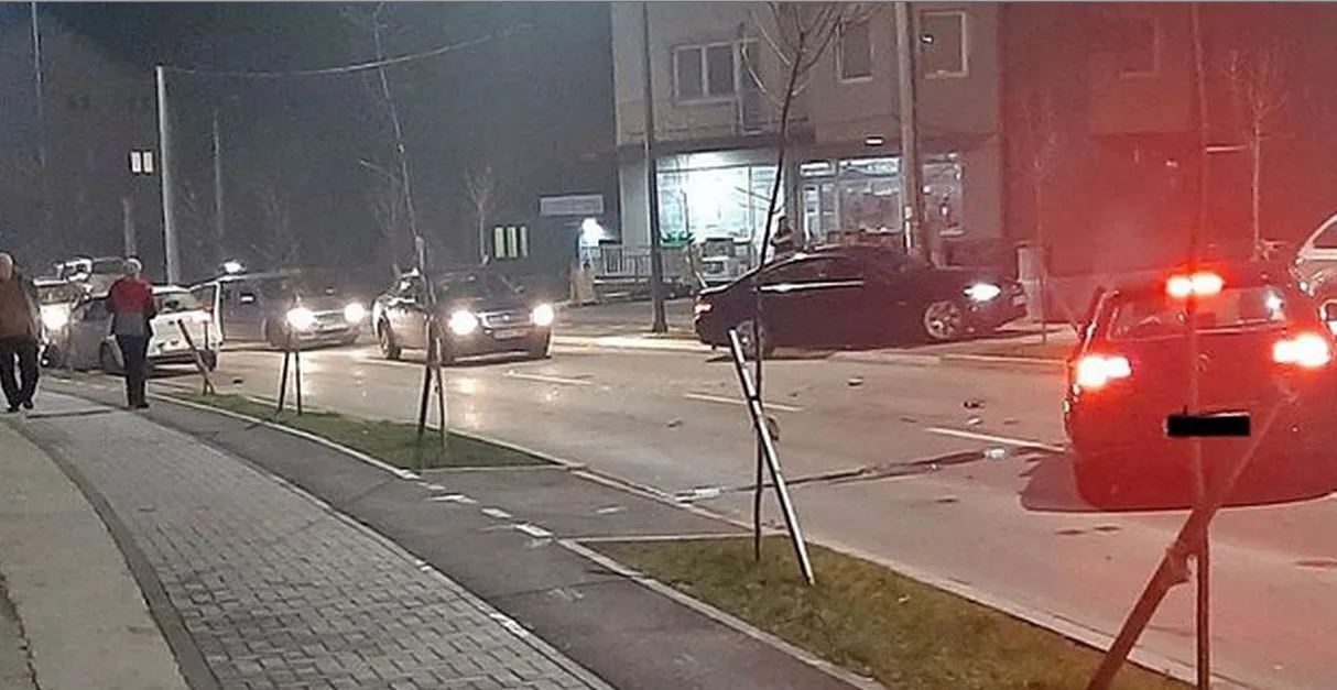 Sudar automobila u centru Bijeljine (FOTO)