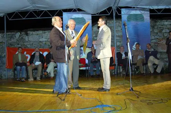 Preminuo poznati bh. književnik i dramaturg Nijaz Alispahić rođeni Kozlučanac