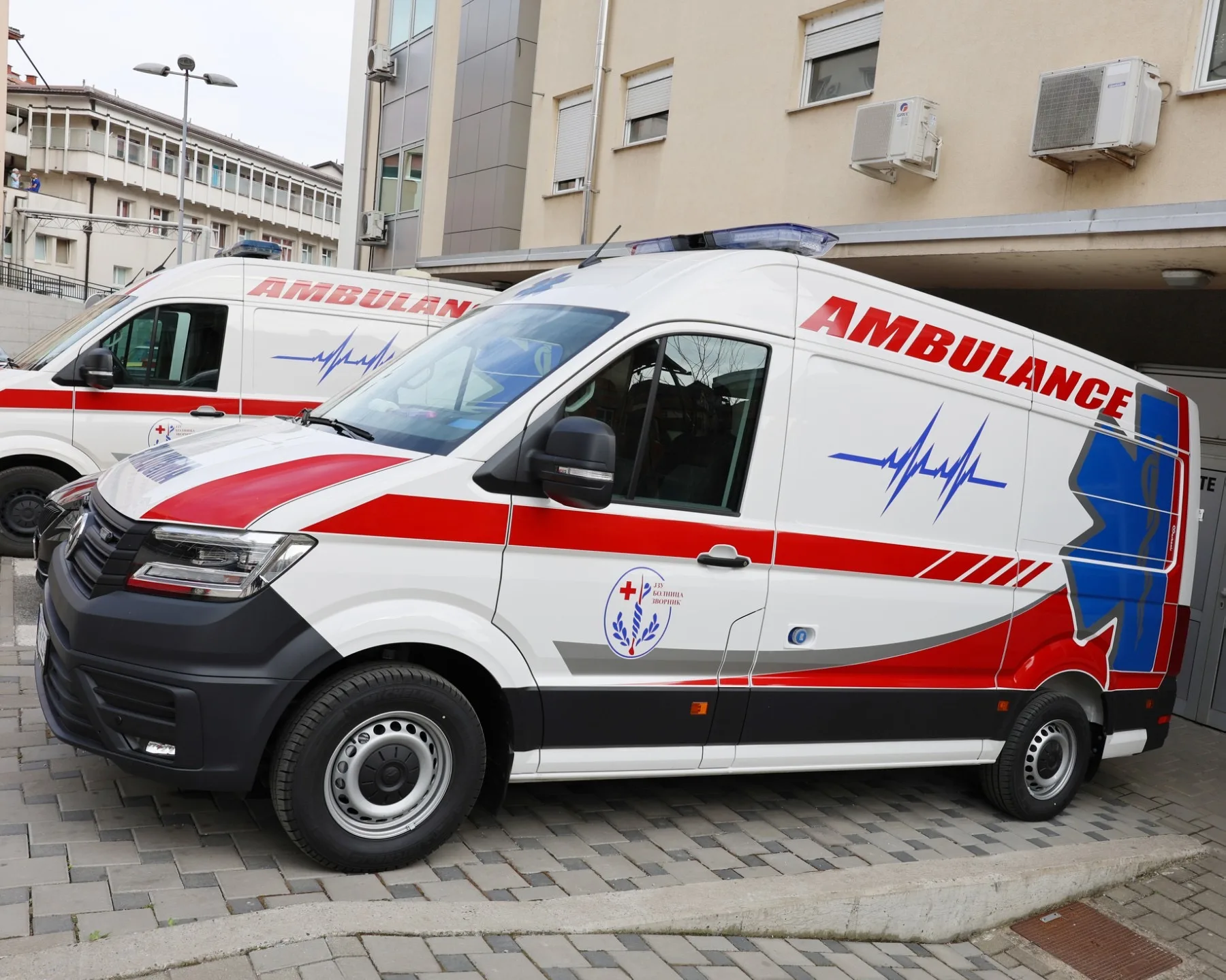 JZU Bolnica Zvornik: Nabavljeno novo sanitetsko vozilo (FOTO)