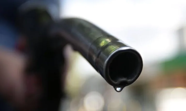 Na Gazprom pumpama i u Zvorniku plaćanje samo kešom, razlog su američke sankcije NIS-u