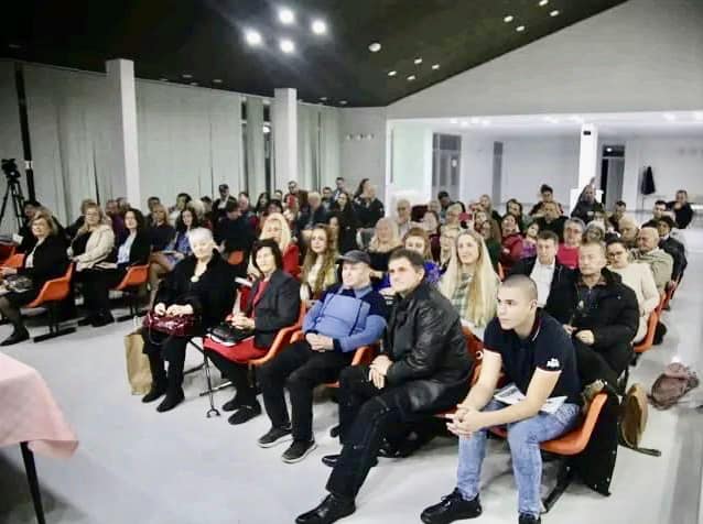 U Zvorniku održano „Veče zavičajnih autora“, okupilo se skoro 40 književnika (FOTO)