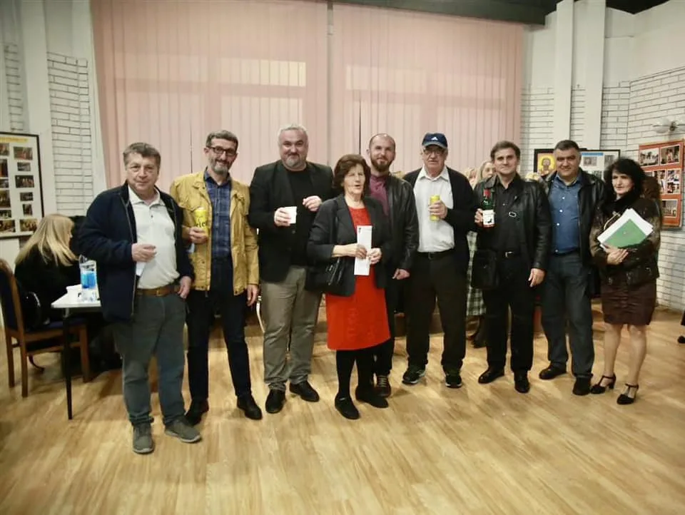 U Zvorniku održano „Veče zavičajnih autora“, okupilo se skoro 40 književnika (FOTO)
