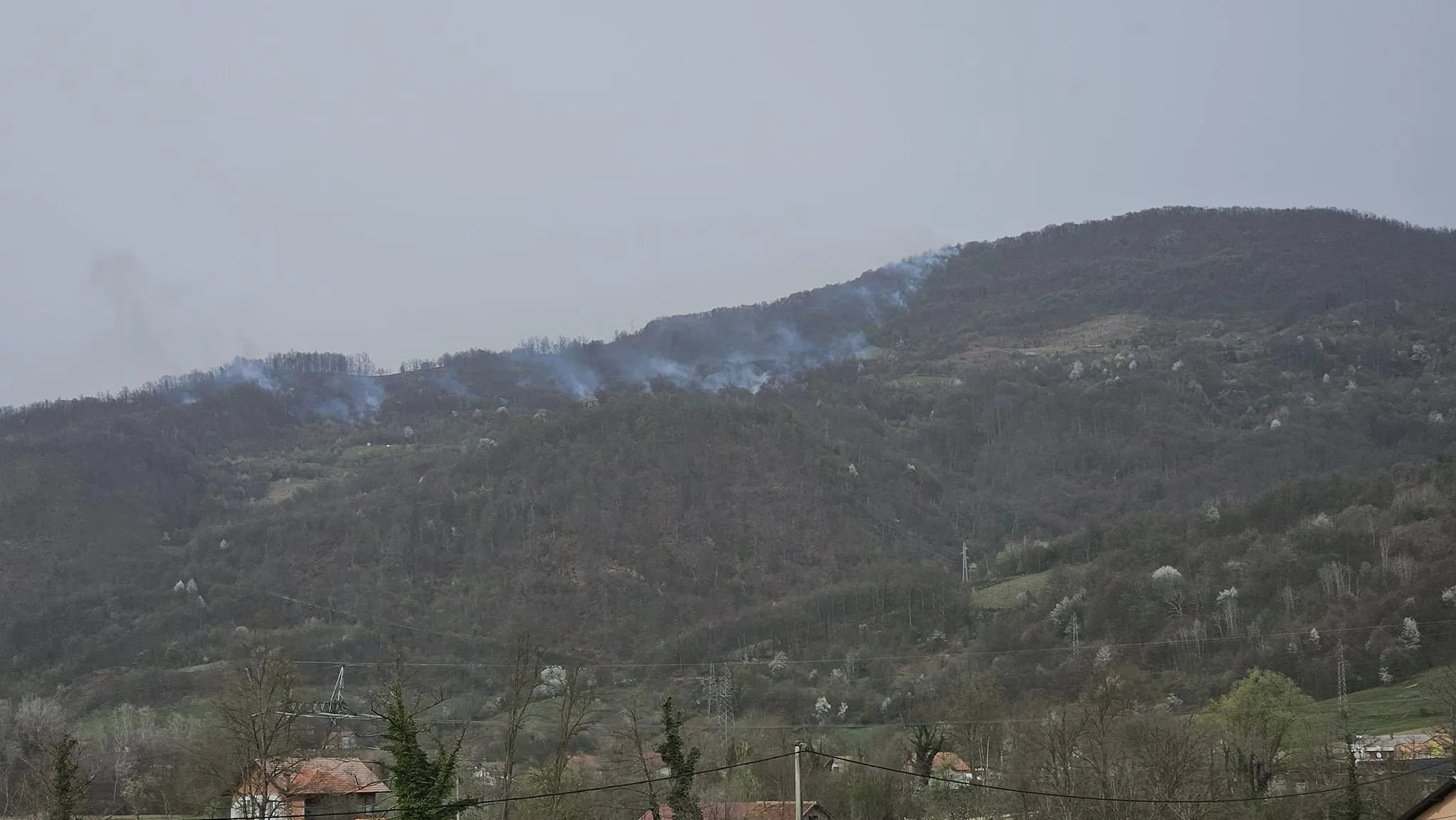 Dva požara aktivna na području Bratunca već drugi dan