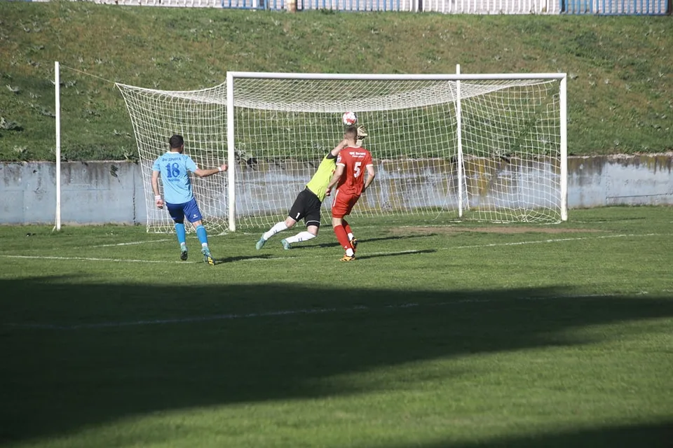 Fudbaleri Drine savladali Velež iz Nevesinja za bijeg iz opas zone i prvi put ove sezone postigli na utakmici više od dva gola 