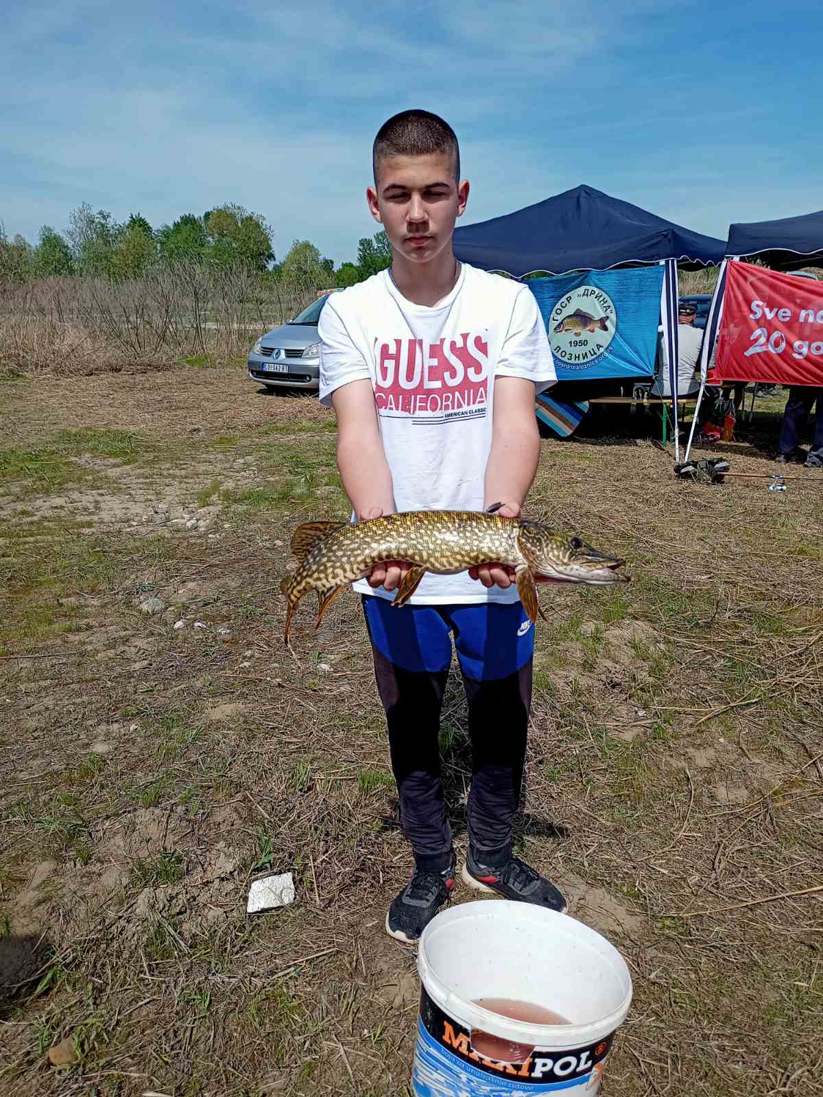 U Loznici održana 19.”Štukijada”, pojedinačno takmičenje u pecanju štuke okupilo veliki broj takmičara (FOTO+VIDEO)