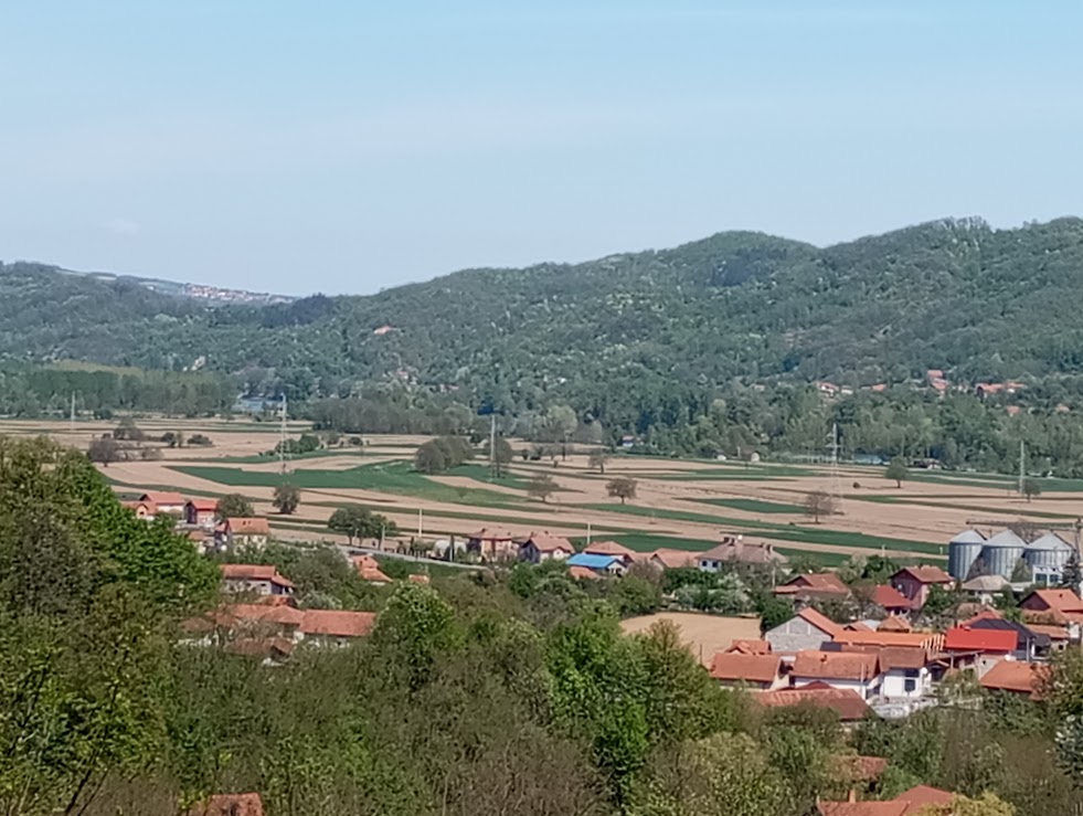 Policija pronašla nekoliko lica dok konuzumiraju marihuanu u Tršiću, jedna osoba uhapšena