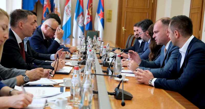 Gradonačelnik Ivanović u Beogradu o pitanjima saobraćaja preko mosta u Karakaju (FOTO)