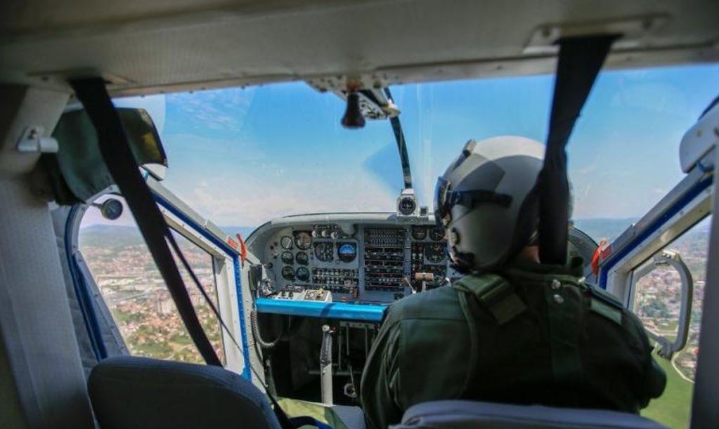 Objavljen video pada helikoptera u jezero, četiri pripadnika Oružanih snaga nalazili se helikopteru prilikom pada (VIDEO)