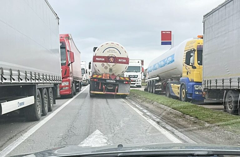 Zabrana prevoza eksplozivnih materija i naoružanja na putevima zvorničke regije