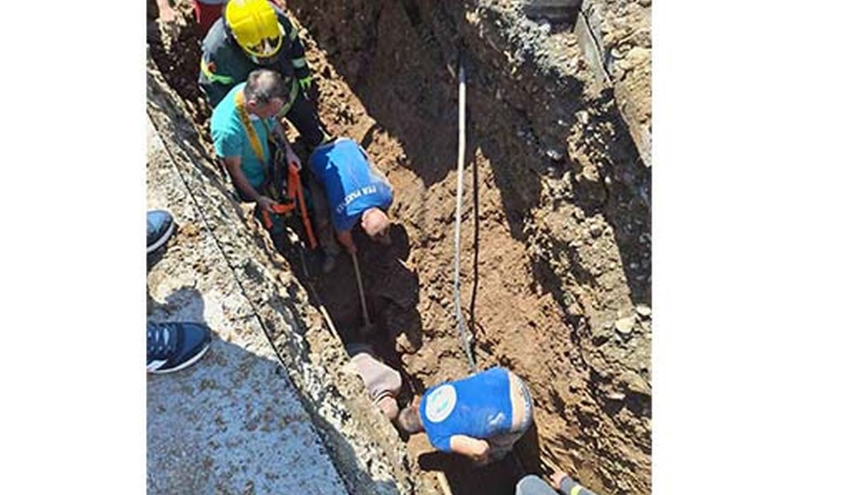 U Loznici radnika zatrpala zemlja dok se nalazio u kanalu (FOTO)