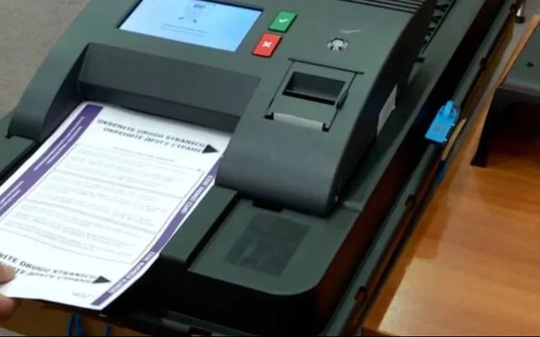 Pilot projekat elektronskog glasanja u Zvorniku podrazumijeva primijenu skenera na maksimalno 15 biračkih mjesta!?