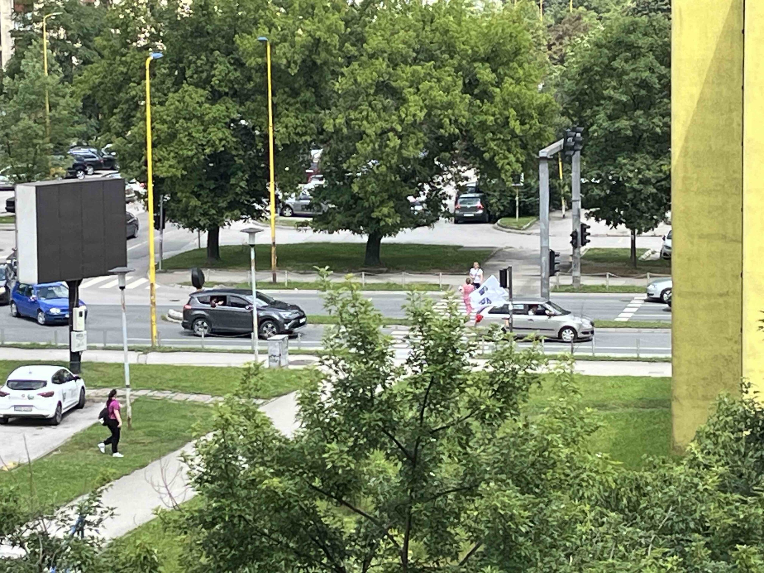 Pucnjava u svadbenoj koloni u Tuzli, reagovala i policija