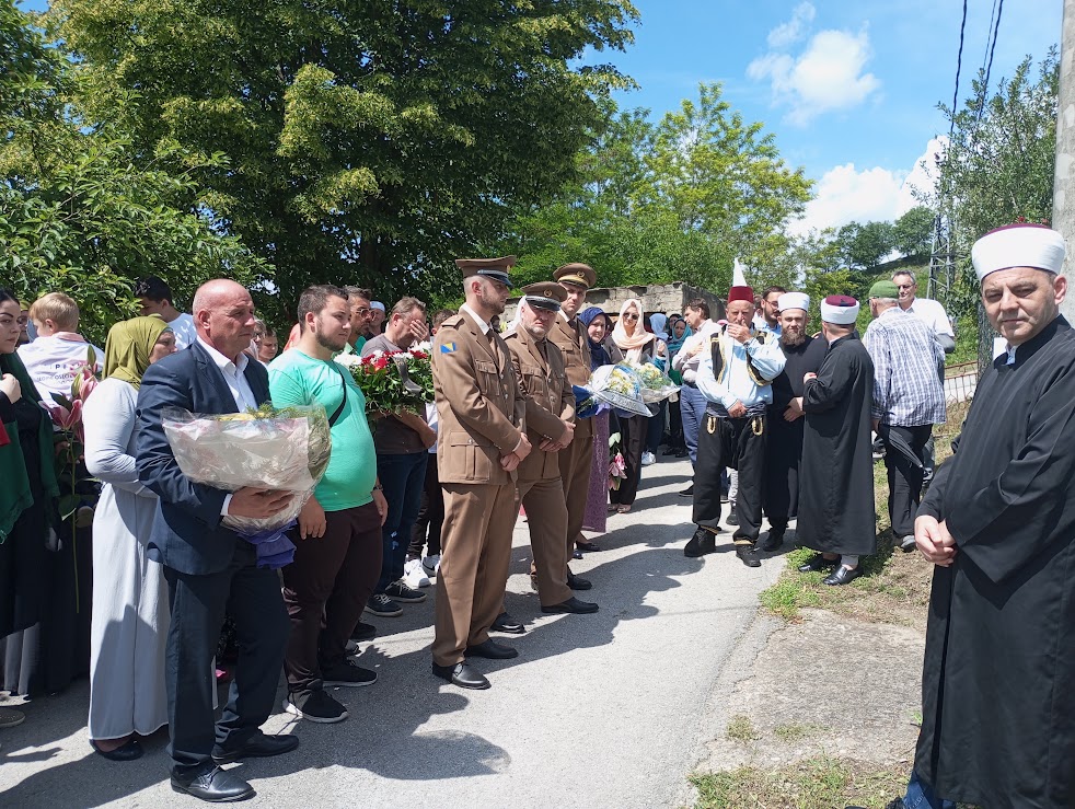 Obilježena 32. godišnjica oslobađanja logora u Liplju (FOTO)