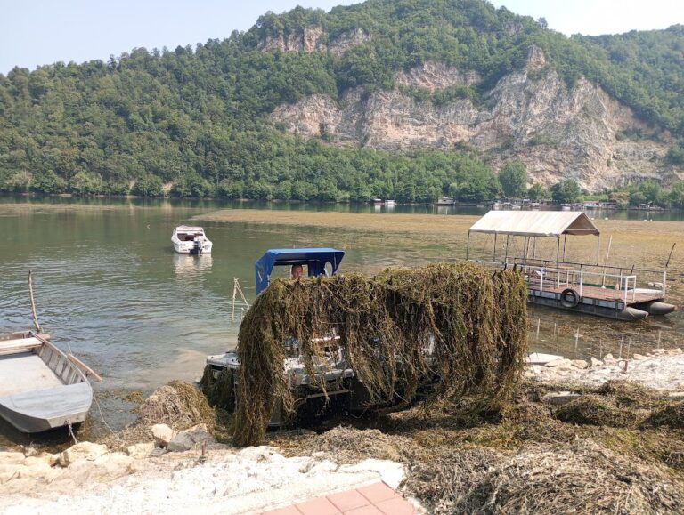 Uređuju plaže u Malom Zvorniku